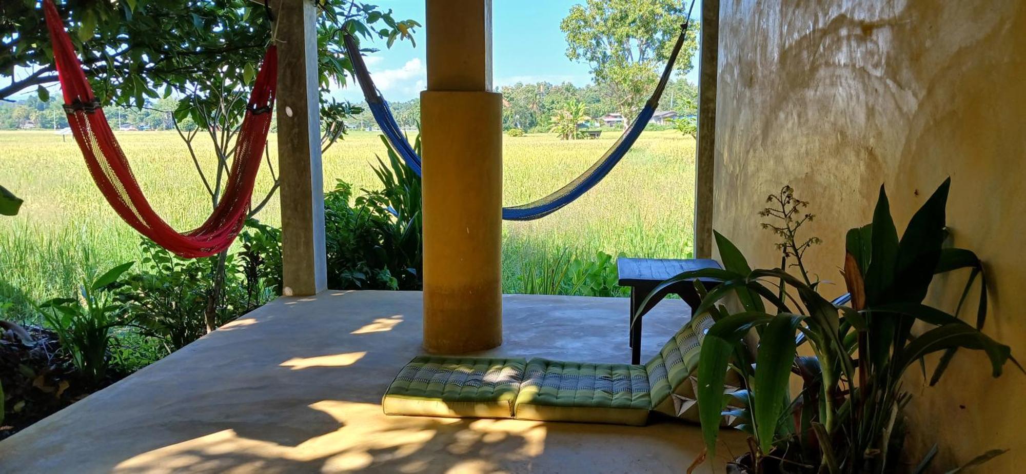 Country Retreat Hotell Mae Rim Eksteriør bilde