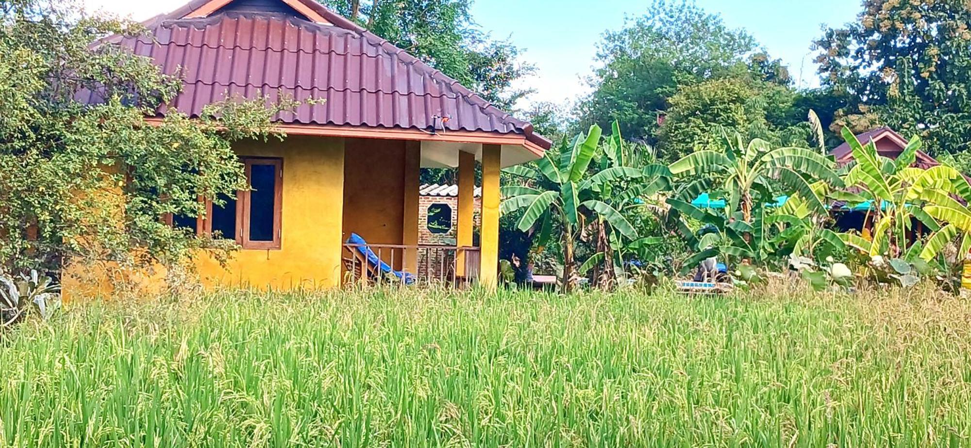Country Retreat Hotell Mae Rim Eksteriør bilde